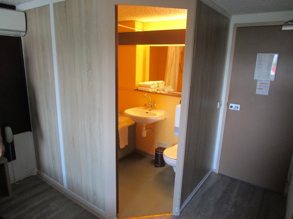 Hotel Les Tourrades Cannes Bagian luar foto